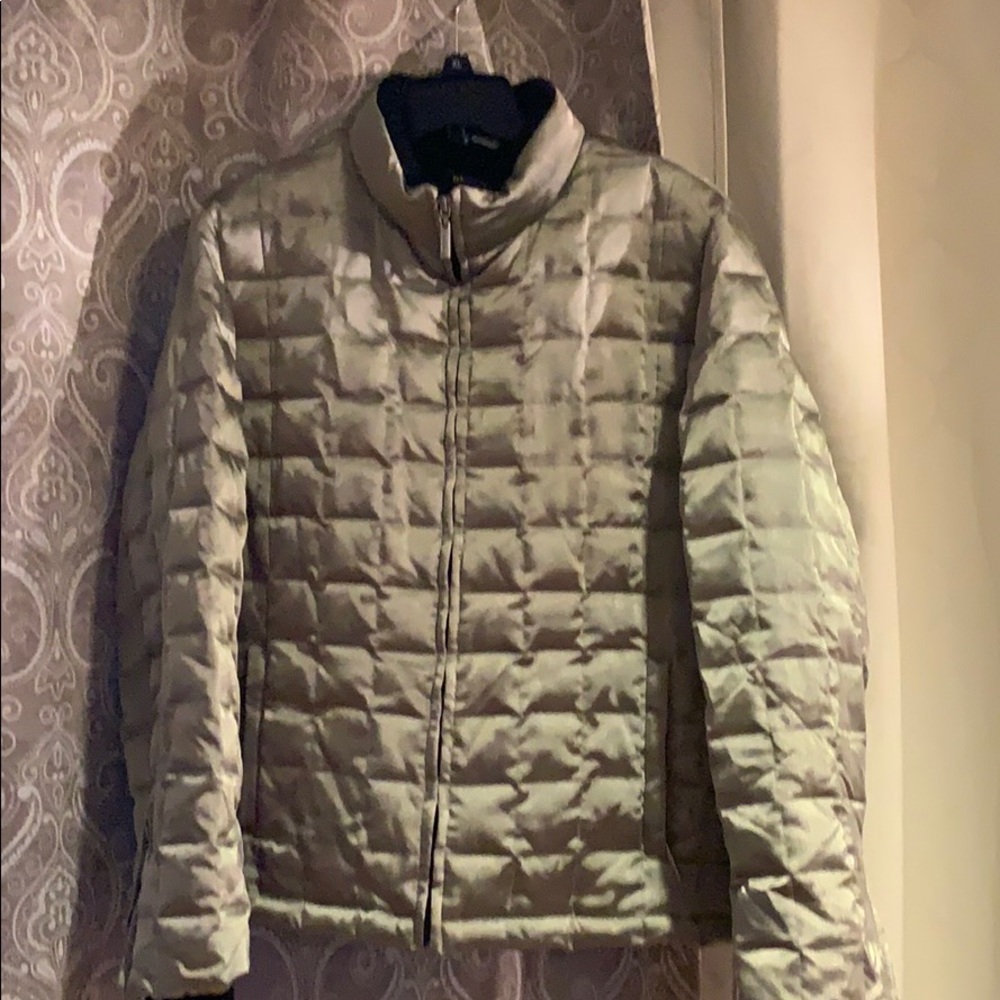 NY&CO Grey Puffer Jacket Sz Large